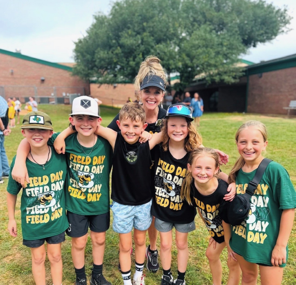 Principal Jana Clark with students at Boyd Elementary School in Boyd, TX. Photo courtesy of Jana Clark.